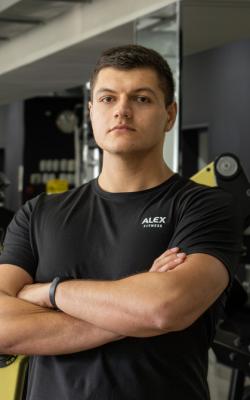 Инструктор тренажерного зала Неволин Вадим